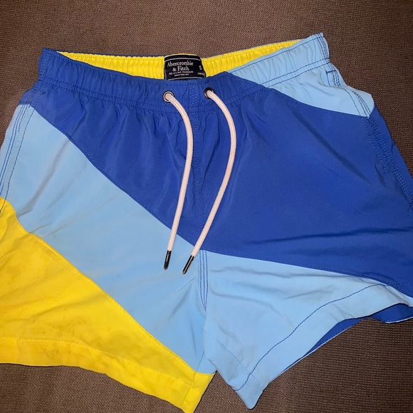 Abercrombie & Fitch Men’s Swim Trunks Bathing Suit Small - Picture 1 of 3
